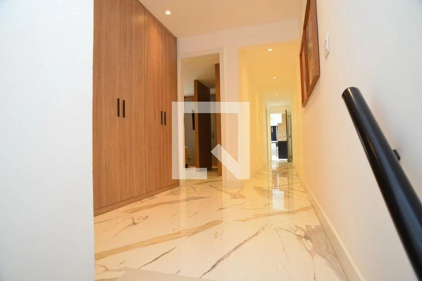 320 m² furnished penthouse with 4 bedrooms and 7 baths — photo 49