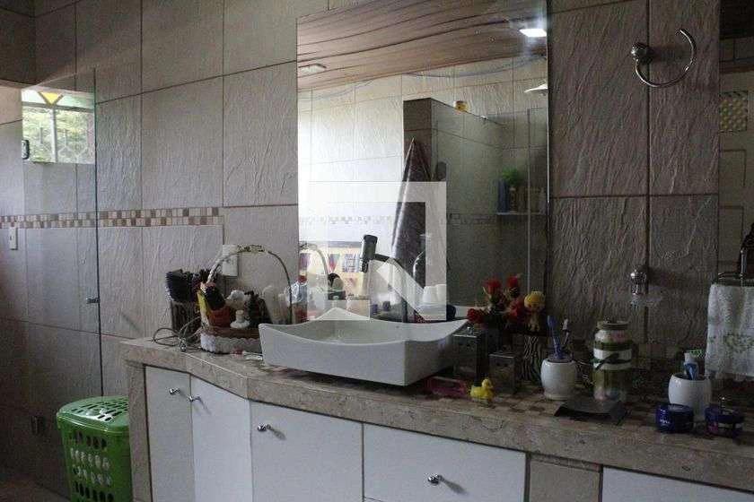 Condominium house with 4 bedrooms and 200 m² — photo 21