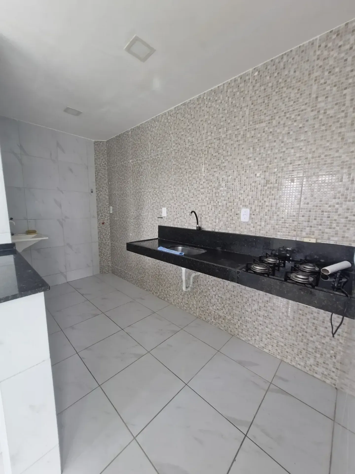 3-bedroom apartment, 1 with its own bathroom, 77 m² — photo 16