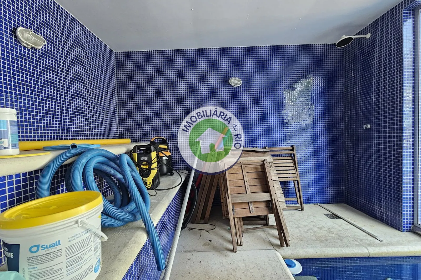 Casa com 5 quartos e 5 banheiros, cozinha fechada — photo 10