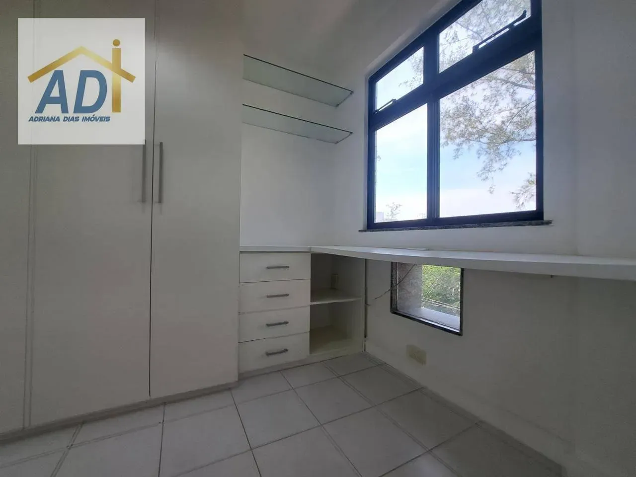 3-bedroom apartment with a home office — photo 5
