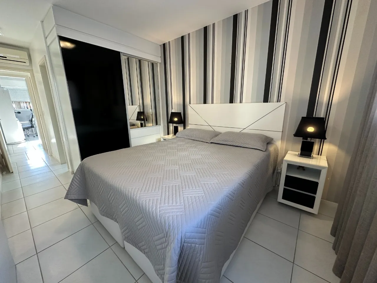 2-bedroom apartment with a glass-enclosed balcony — photo 10