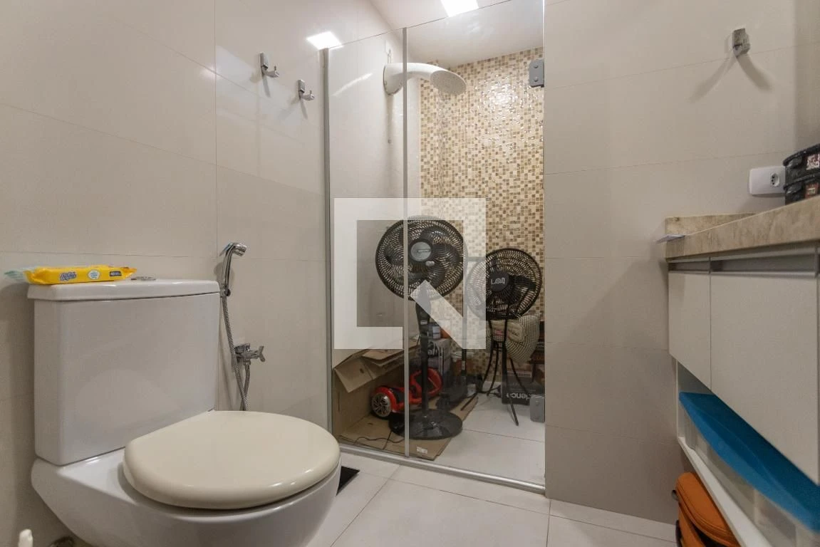 Apartamento mobiliado com 3 quartos, 1 suíte e 3 banheiros — photo 46