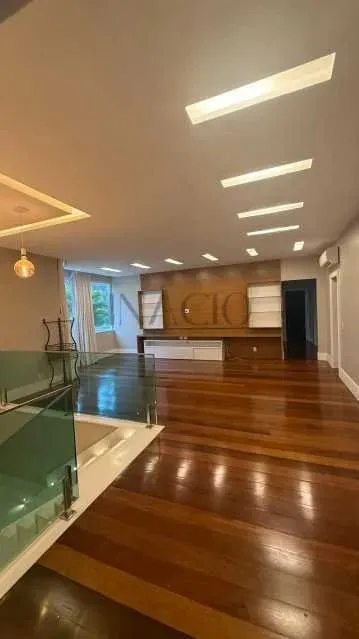 Duplex house with 5 bedrooms and 5 bathrooms — photo 12