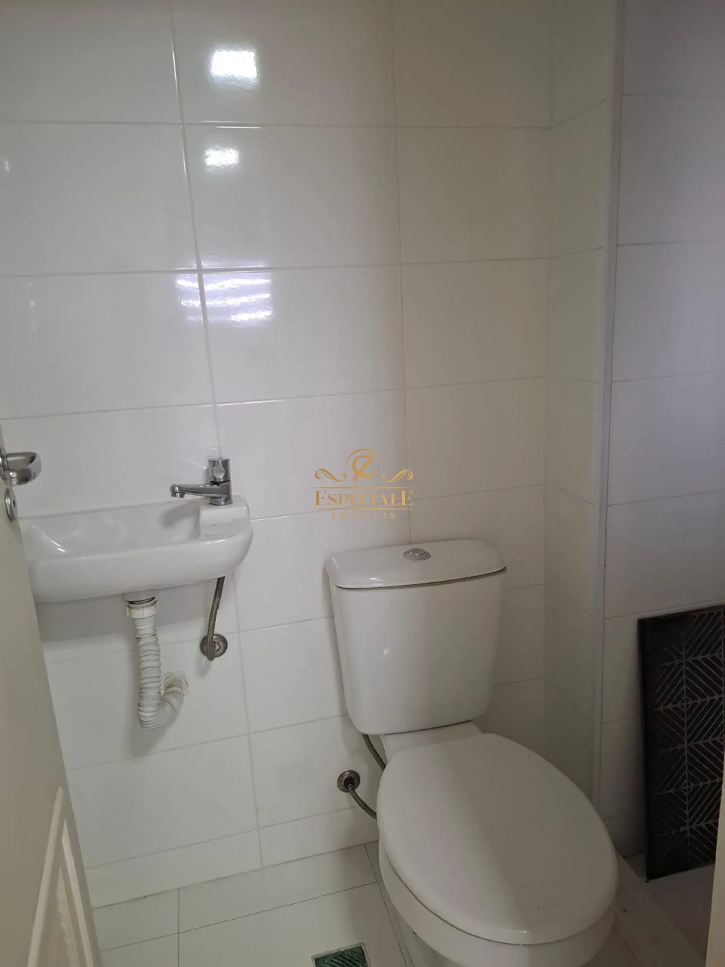 Furnished apartment with 3 bedrooms and integrated kitchen — photo 22