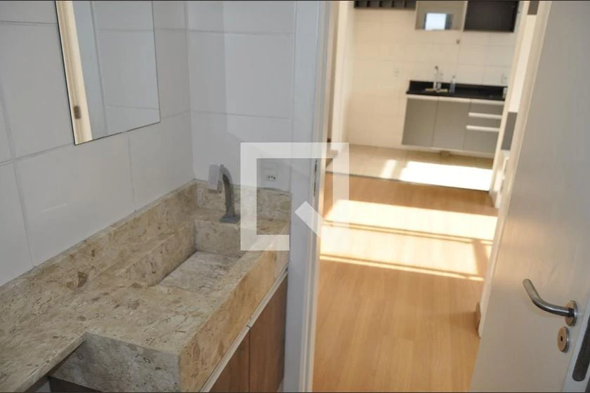 2-bedroom apartment with wood or laminate floors — photo 12