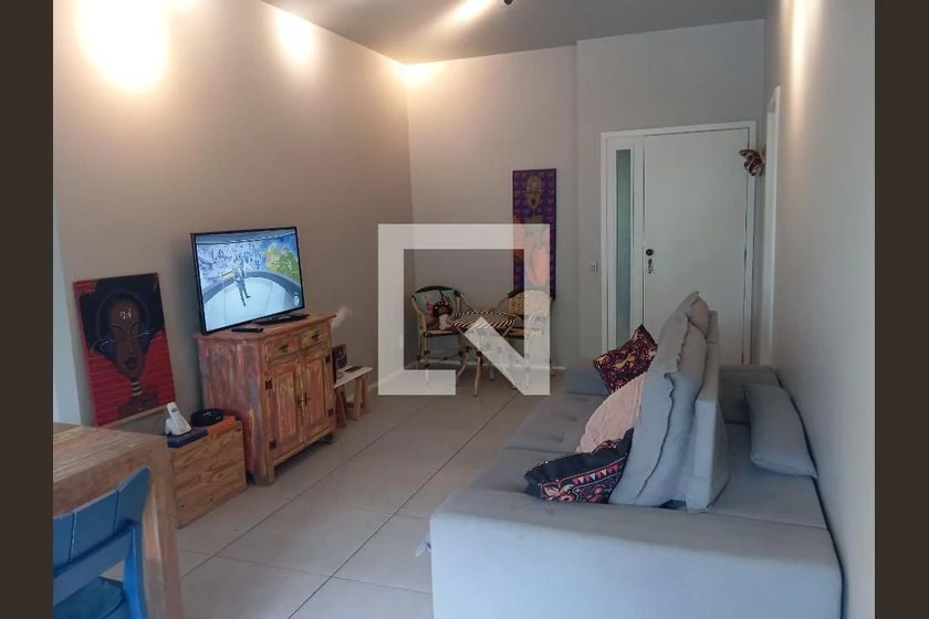 Apartamento mobiliado de 65 m² com varanda — photo 2