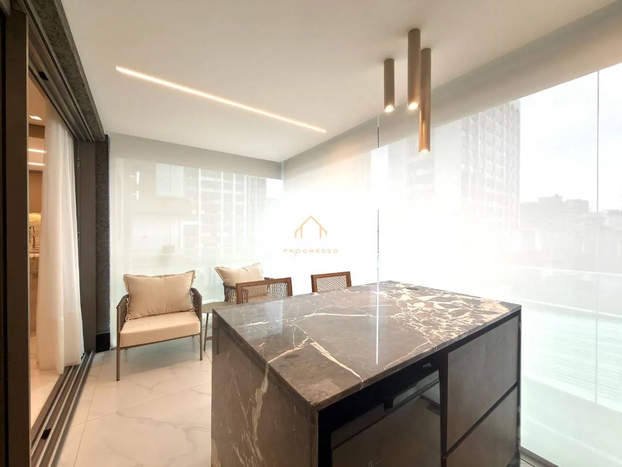 Floor-to-ceiling windows in a 3-bedroom apartment, 138 m² — photo 29