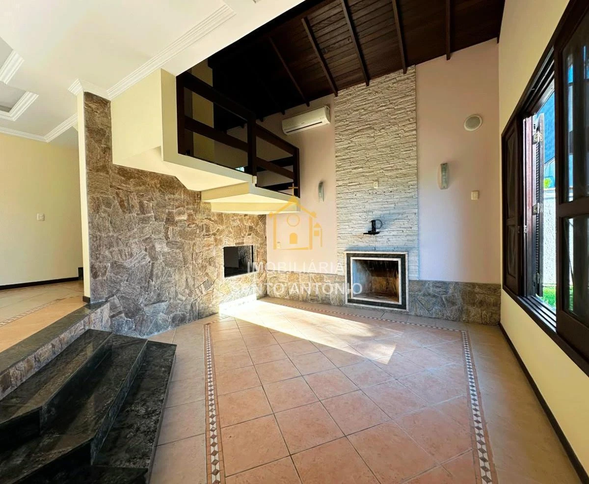 Ванна та 4 спальні: будинок 377 м² — photo 15