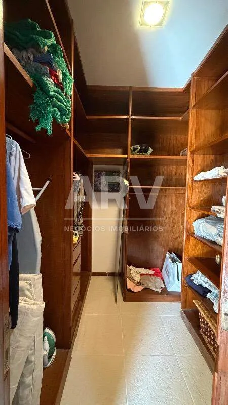 Apartamento mobiliado com 4 quartos e 5 banheiros — photo 21