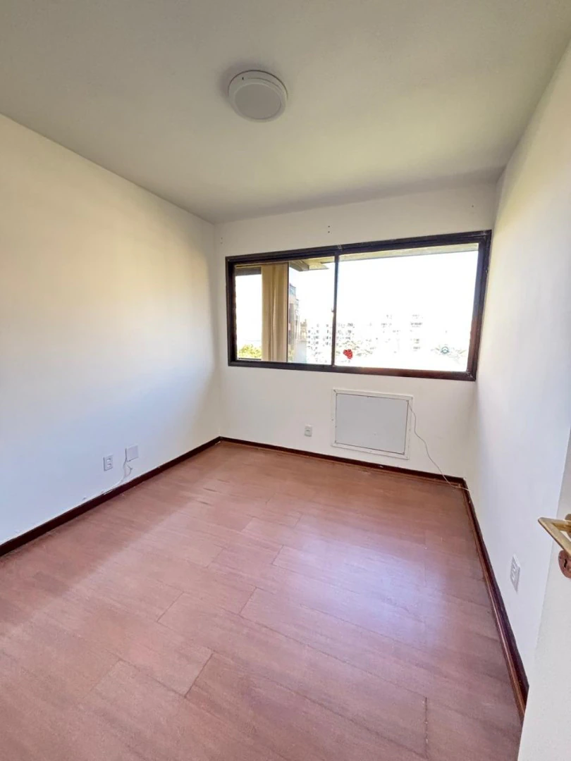 3-bedroom apartment with 105 m² and 1 parking spot — photo 3