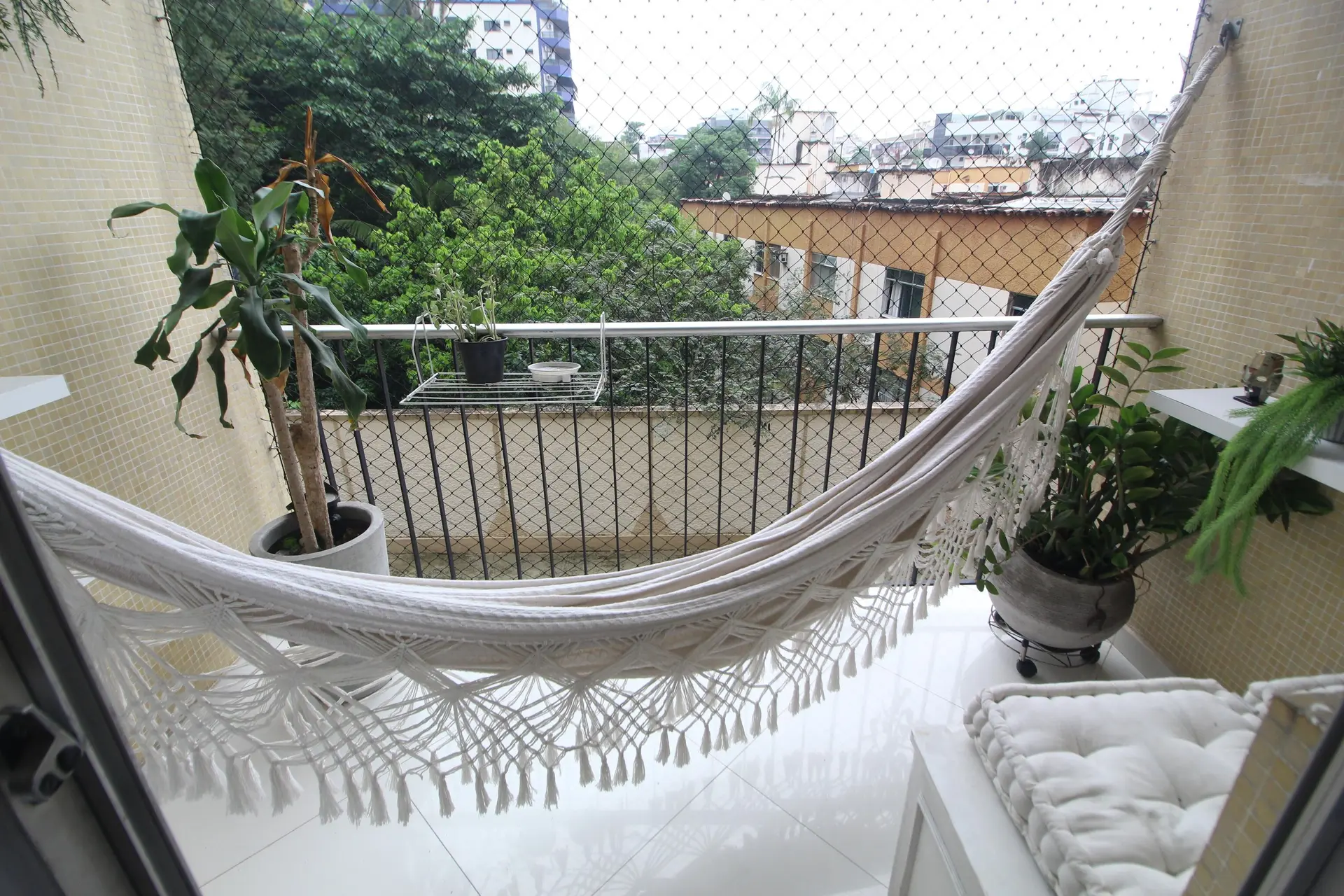 Furnished apartment, 92 m², with a washing machine — photo 14