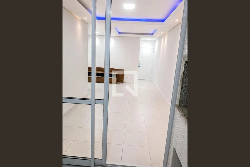 Apartment with 3 bedrooms, 2 bathrooms and closed kitchen — photo 10