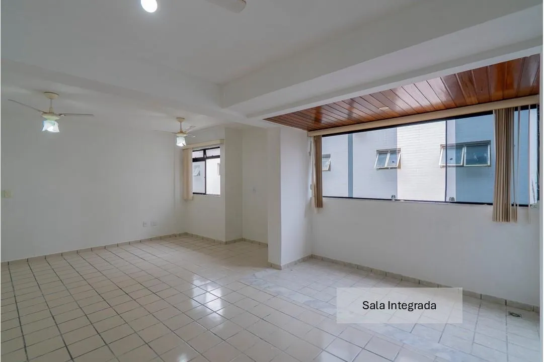 3-bedroom apartment with 3 baths and a balcony