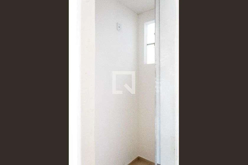 Apartamento sem mobília com 2 quartos e 53 m² — photo 27