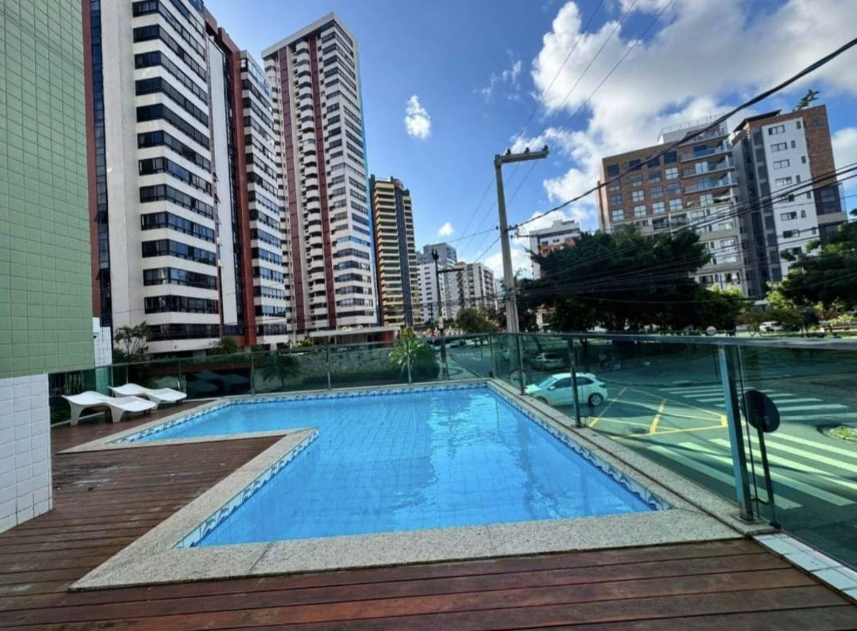 Квартира з 3 спальнями, балконом і 75 м²