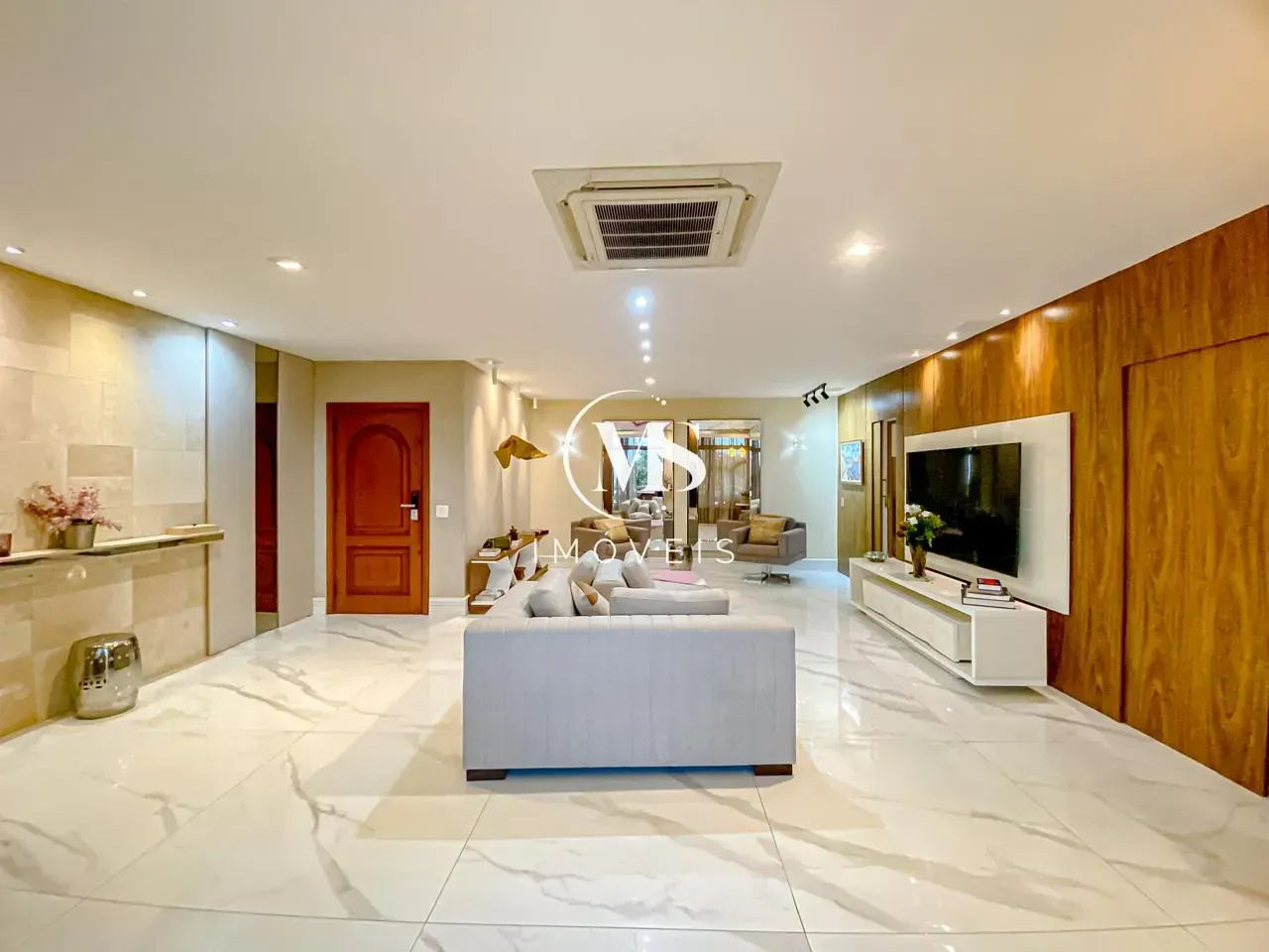 Ванна та 3 спальні: квартира 250 м² — photo 8