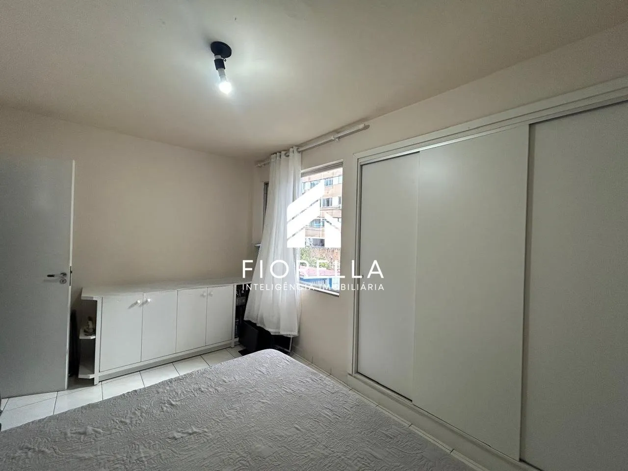 74 m² apartment with a home office and a washing machine — photo 4