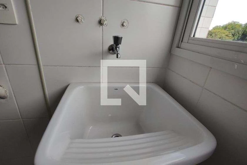 Apartamento para aluguel com 2 quartos e 59 m² — photo 13