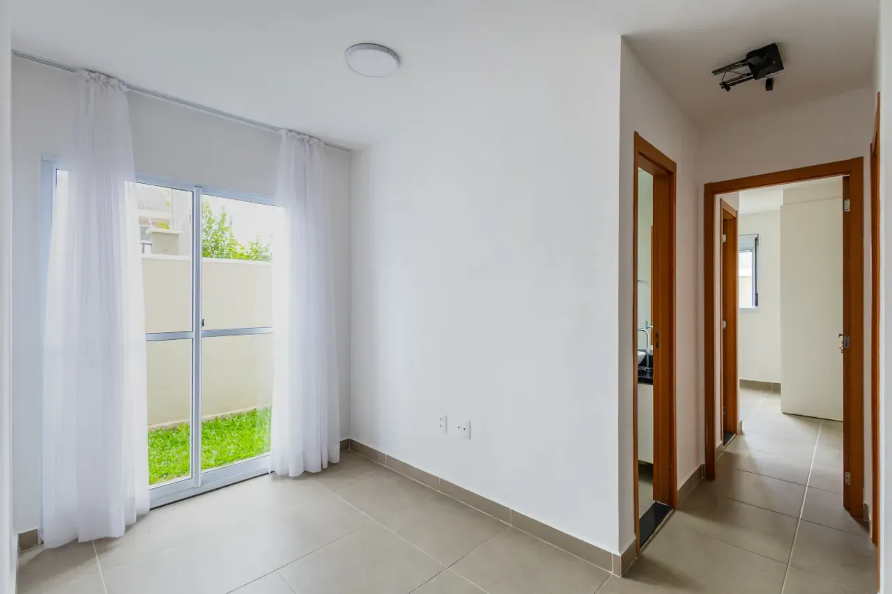 2-bedroom apartment with a washing machine in Curitiba