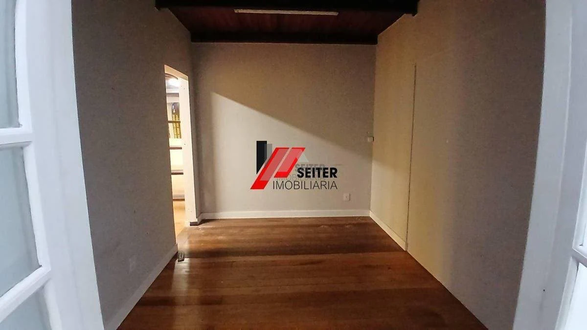 4-bedroom house with a home office in Florianópolis — photo 17