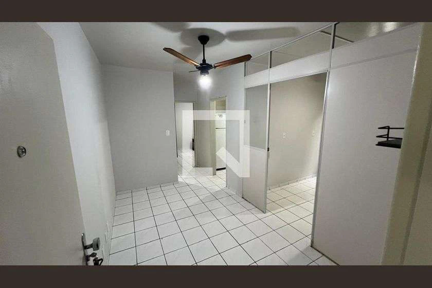 Apartamento de 44 m² con 2 dormitorios y cocina aparte — photo 7