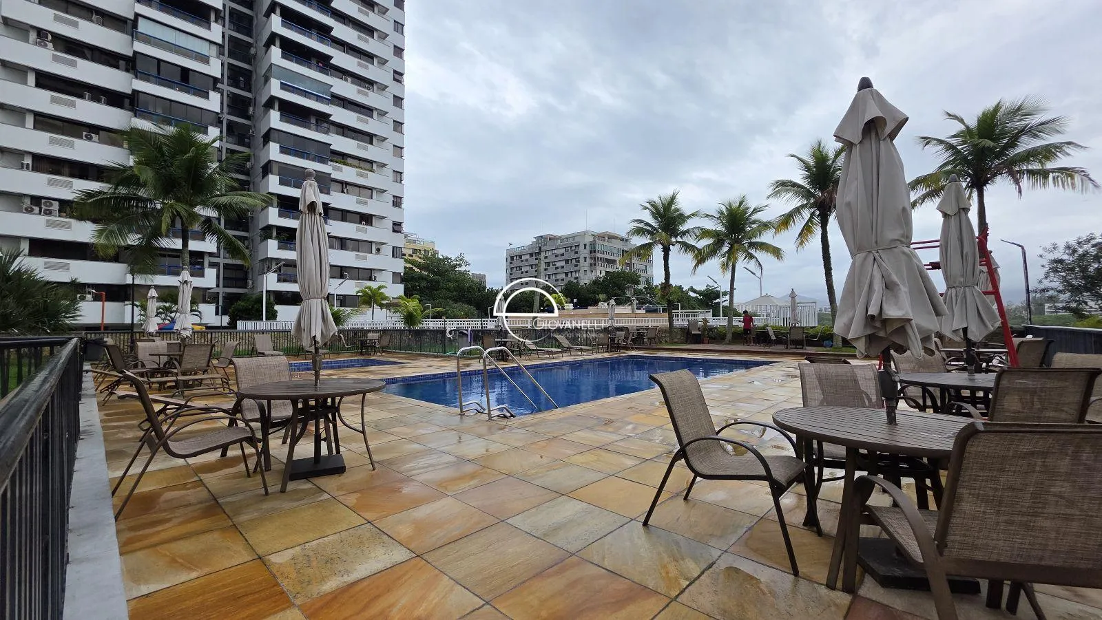92 m² apartment with a water view and a washing machine — photo 2