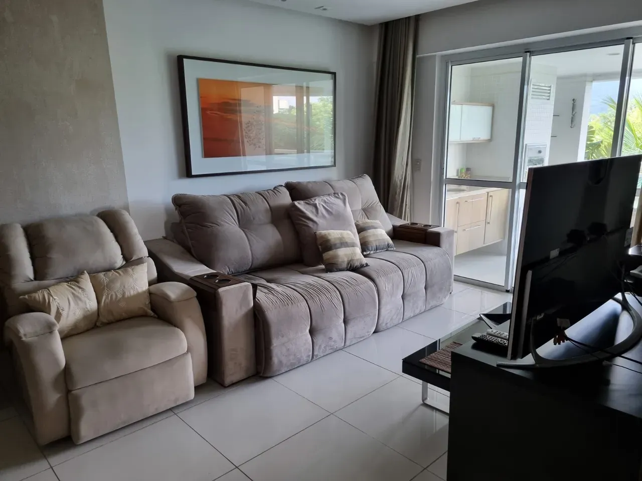 Apartamento mobiliado com 3 quartos e cozinha separada — photo 4