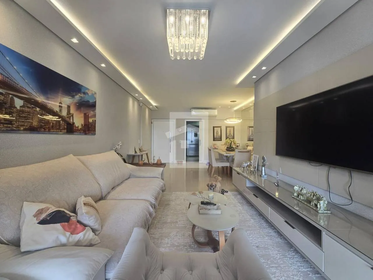 Furnished apartment, 125 m², with a mountain view — photo 2