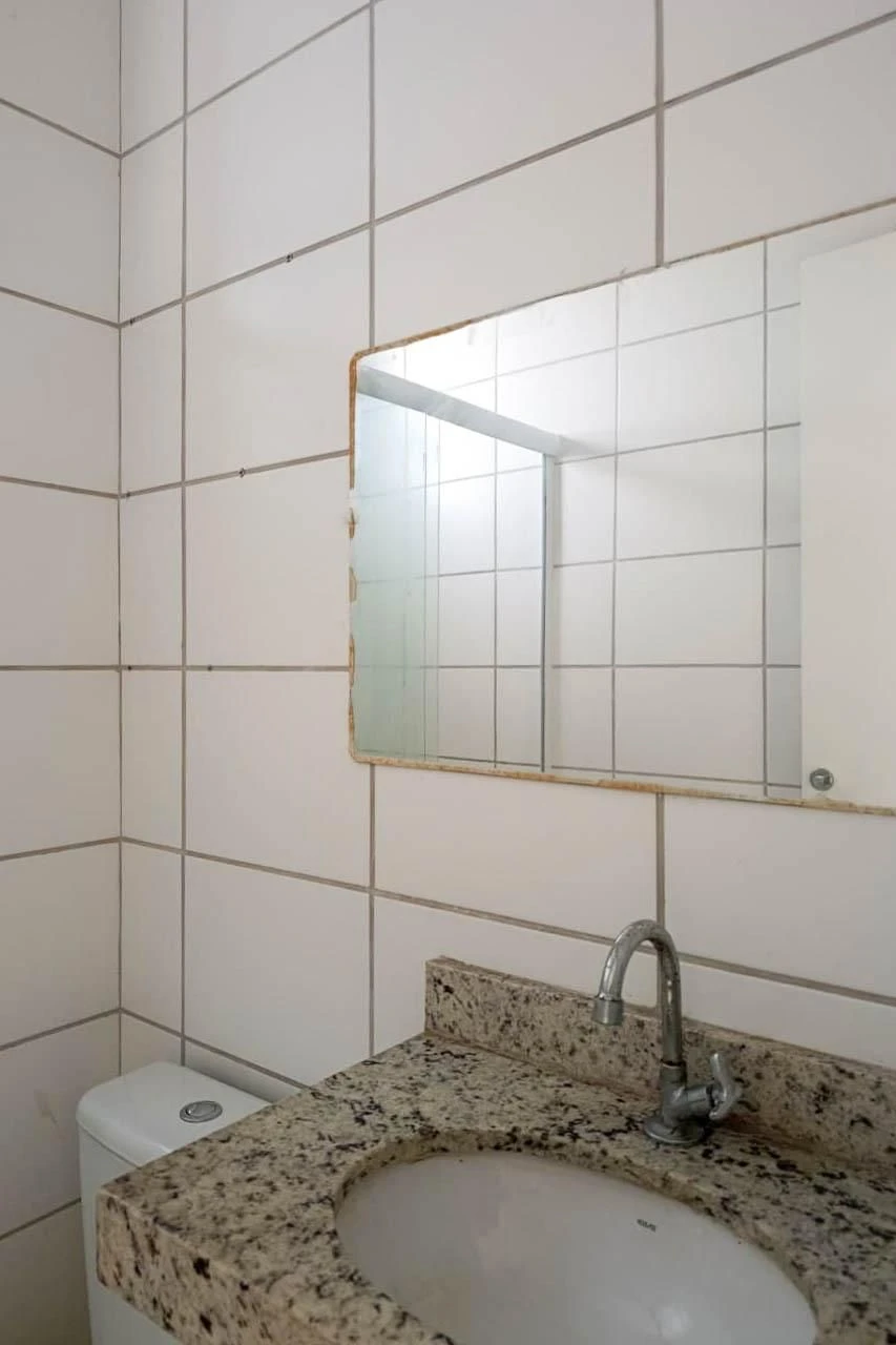 Квартира с кухней открытого плана и 2 спальнями — photo 35
