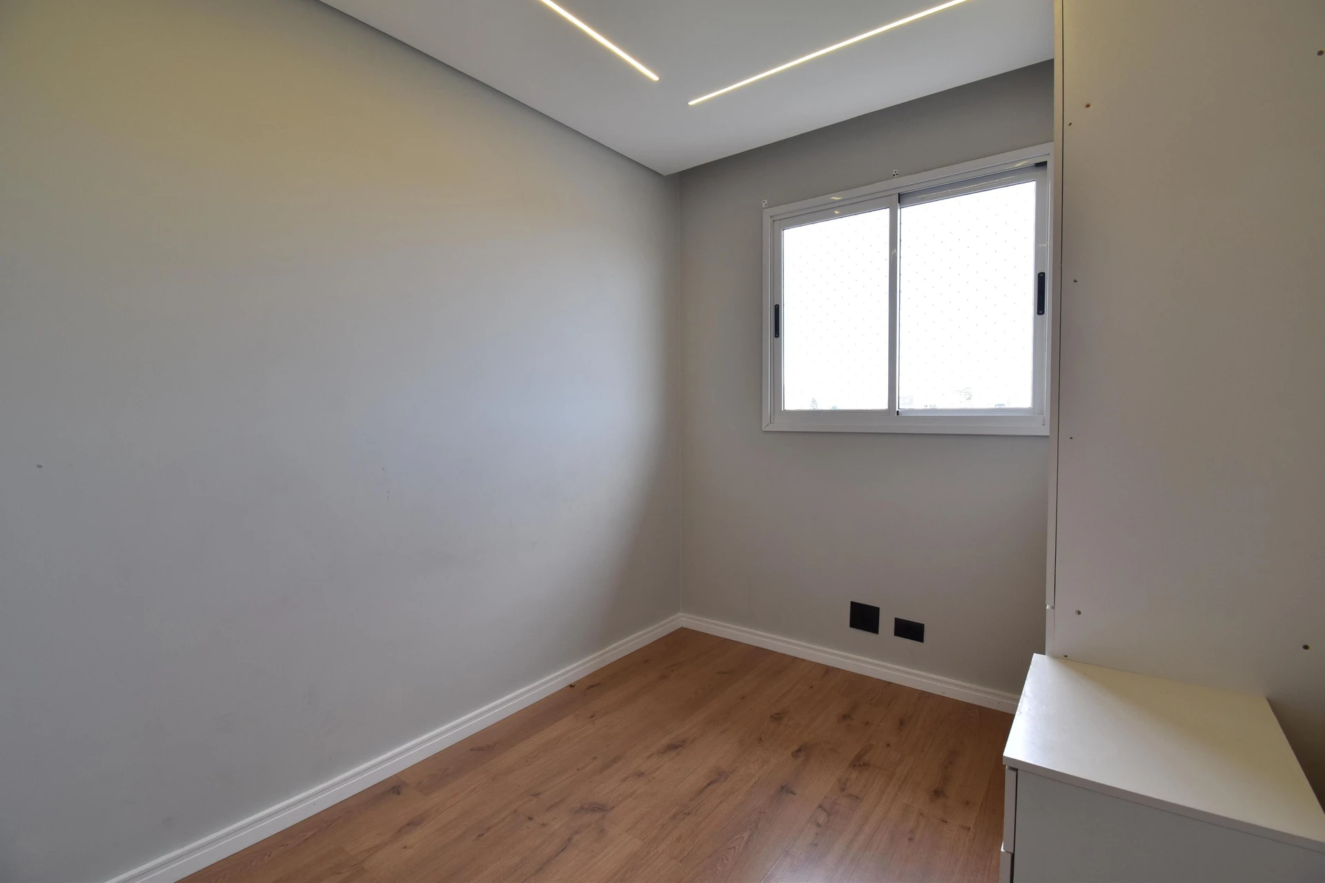 Квартира 62 м² с грилем на балконе и застеклённым балконом — photo 19