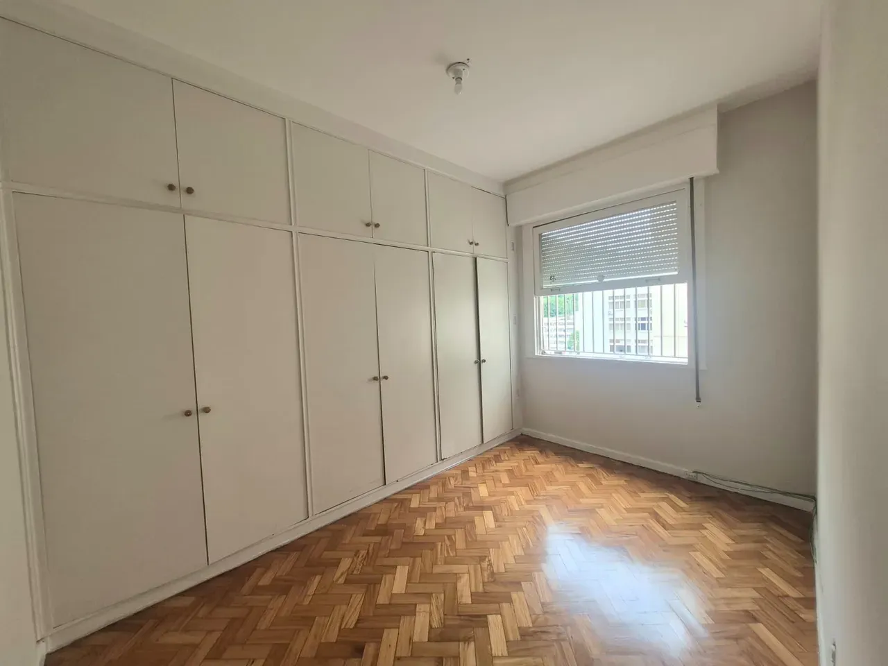 3-bedroom apartment with a home office — photo 18