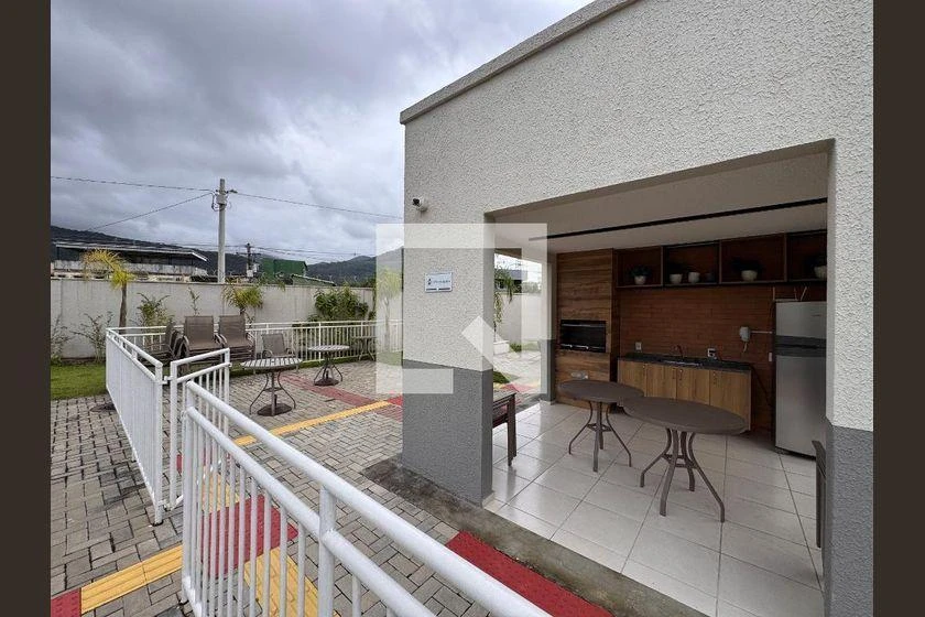 Apartamento de 2 quartos em condomínio com academia — photo 9