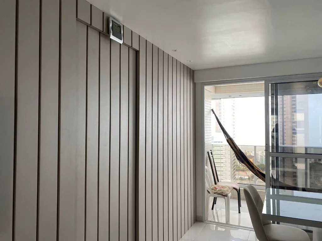 Furnished apartment, 92 m², with a glass-enclosed balcony — photo 8