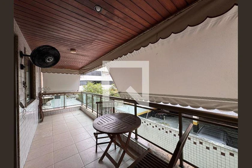 3-bedroom apartment with a home office in Rio de Janeiro — photo 10