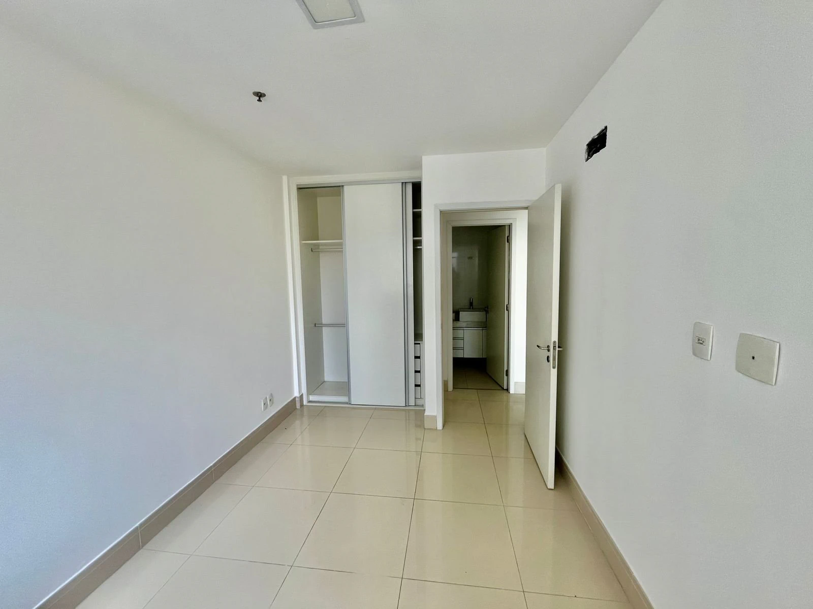 Apartamento de 84 m² com 2 suítes e varanda — photo 12