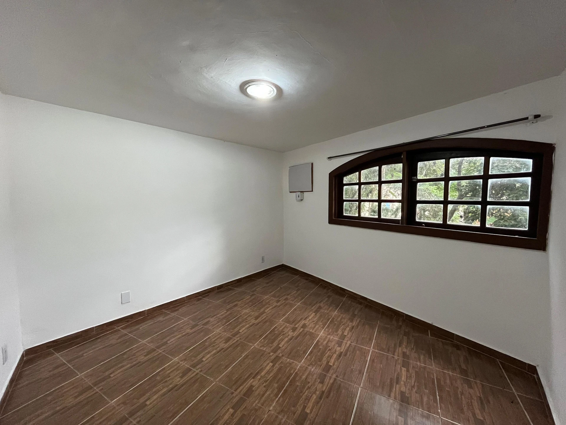 Casa em condomínio desocupada com 2 quartos e 1 banheiro — photo 13