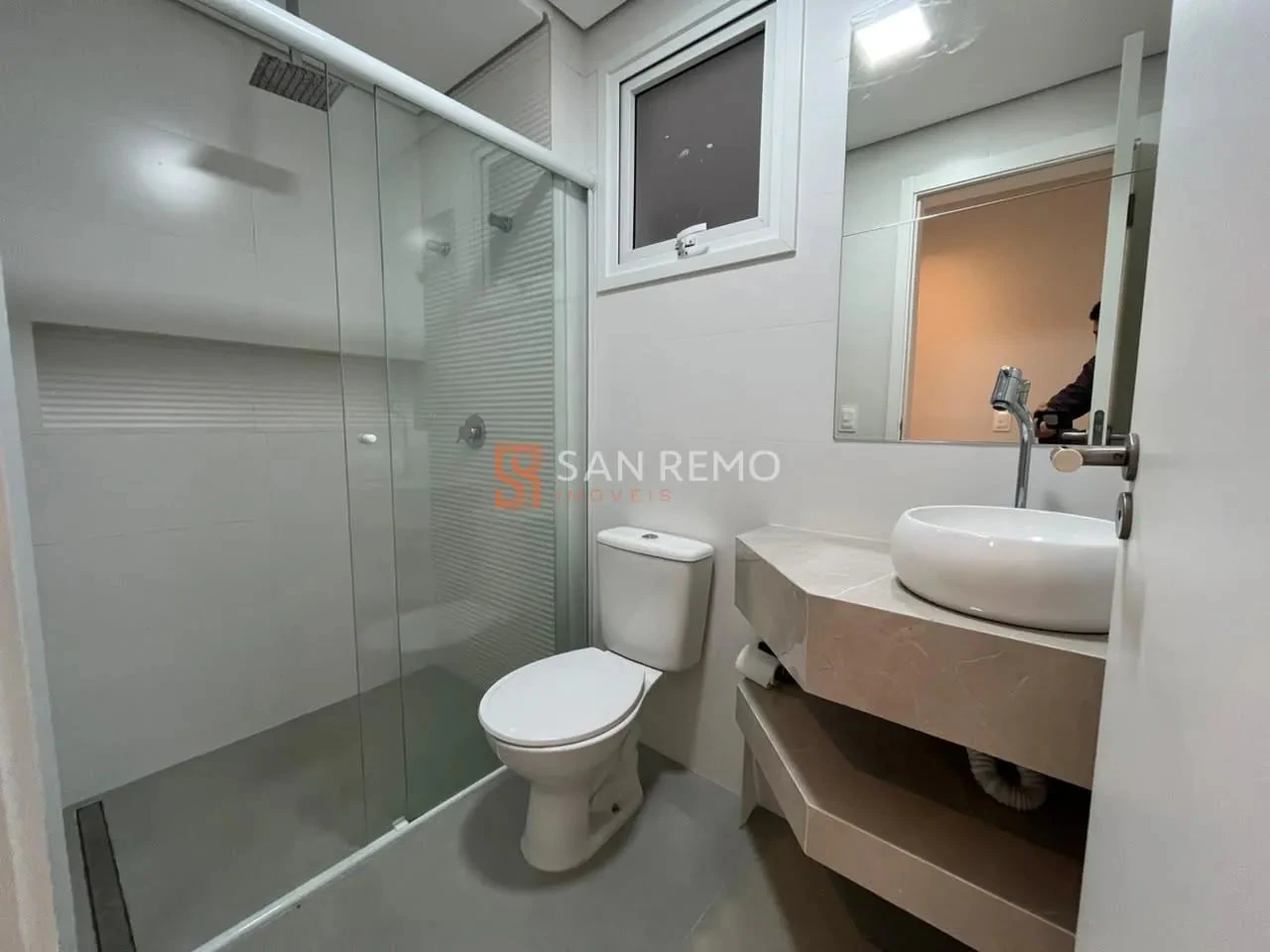 Apartamento de 2 quartos com cozinha aberta e 73 m² — photo 2