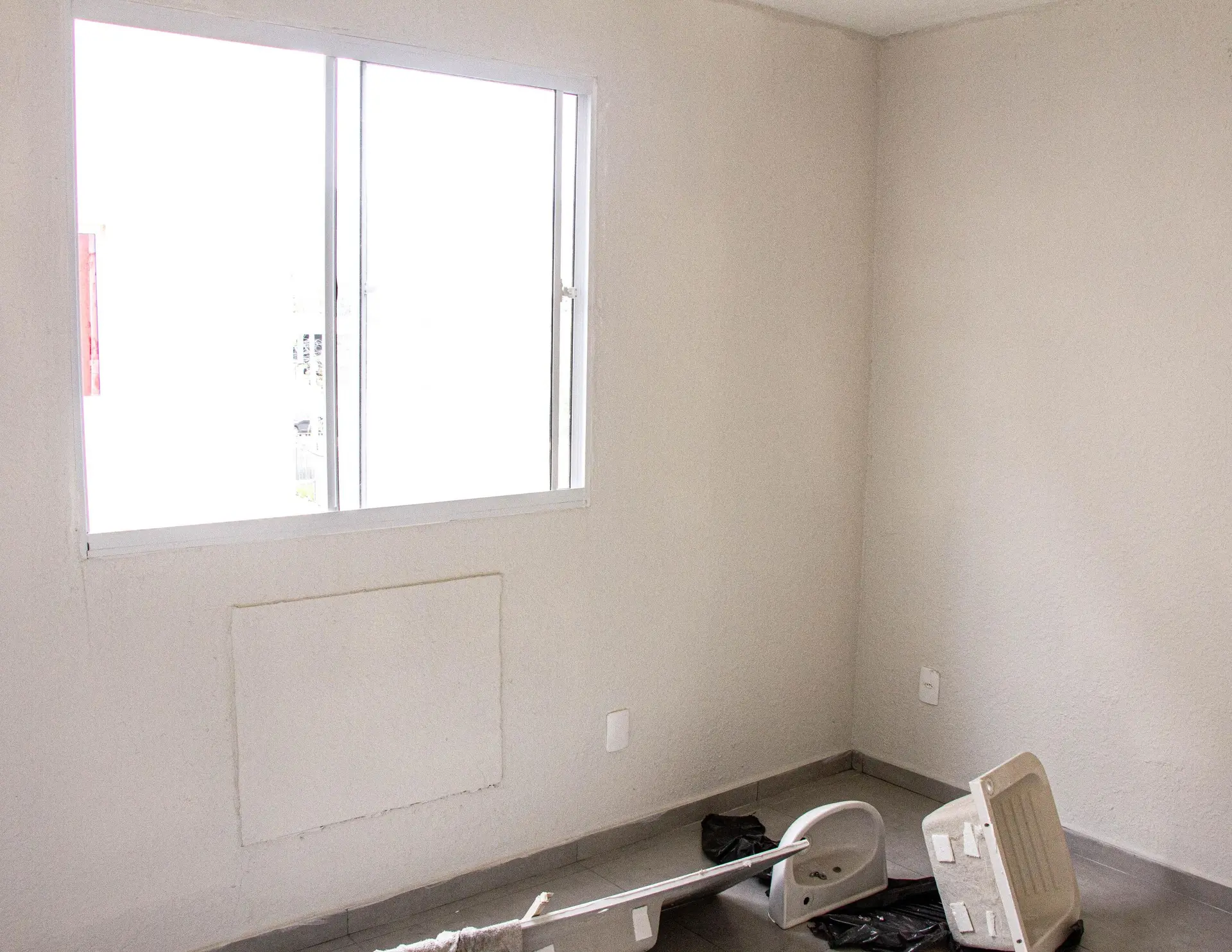 Unfurnished 2-bedroom rental with 1 parking spot — photo 17