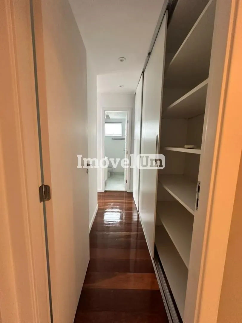 3-bedroom apartment with a home office — photo 16