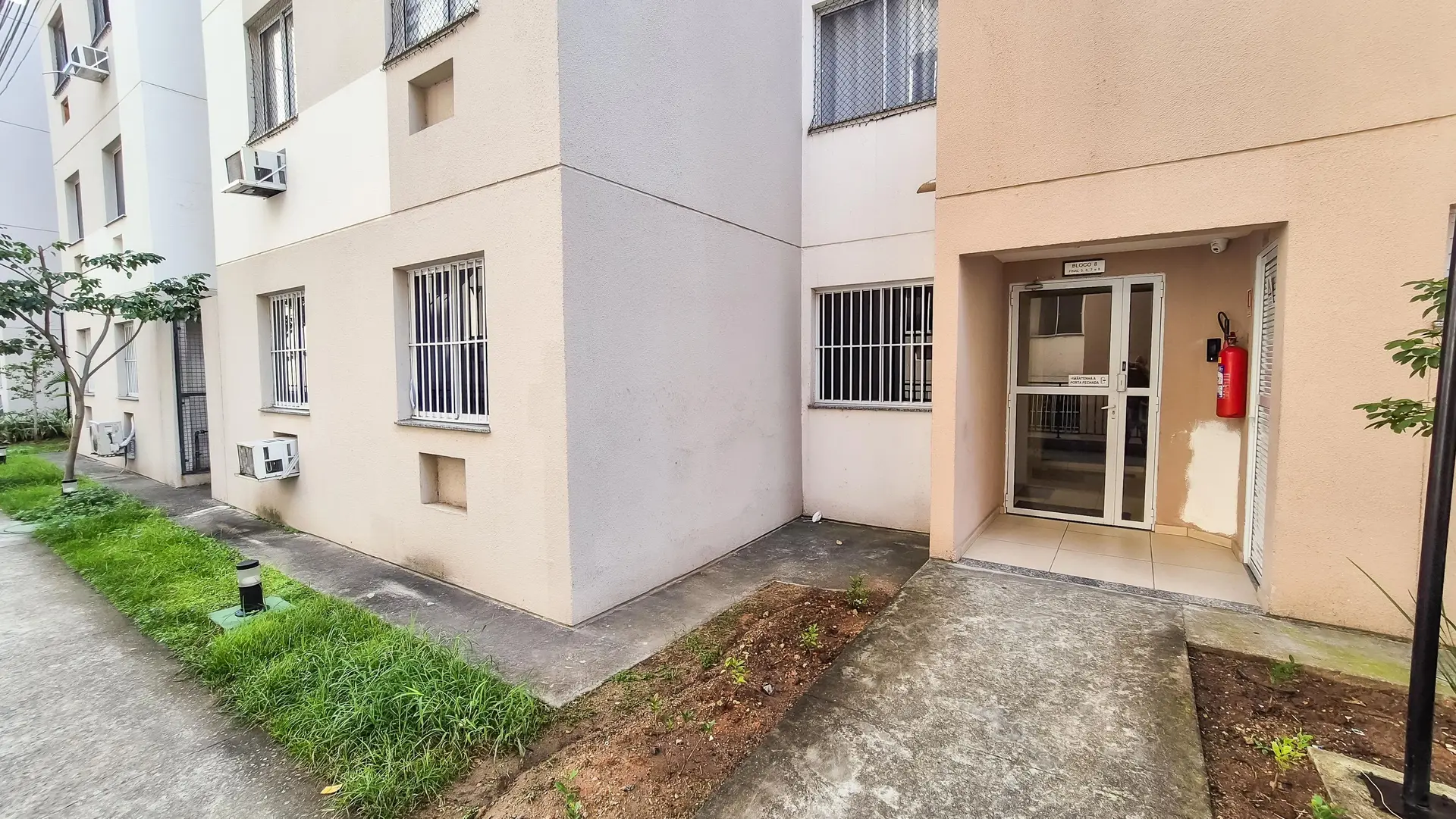 Пральна машина та 2 спальні: квартира 40 м² — photo 12
