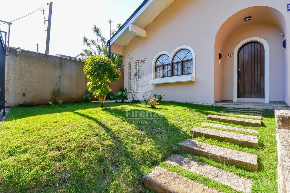 424 m² house with 3 en-suite bedrooms and 4 parking spots — photo 5