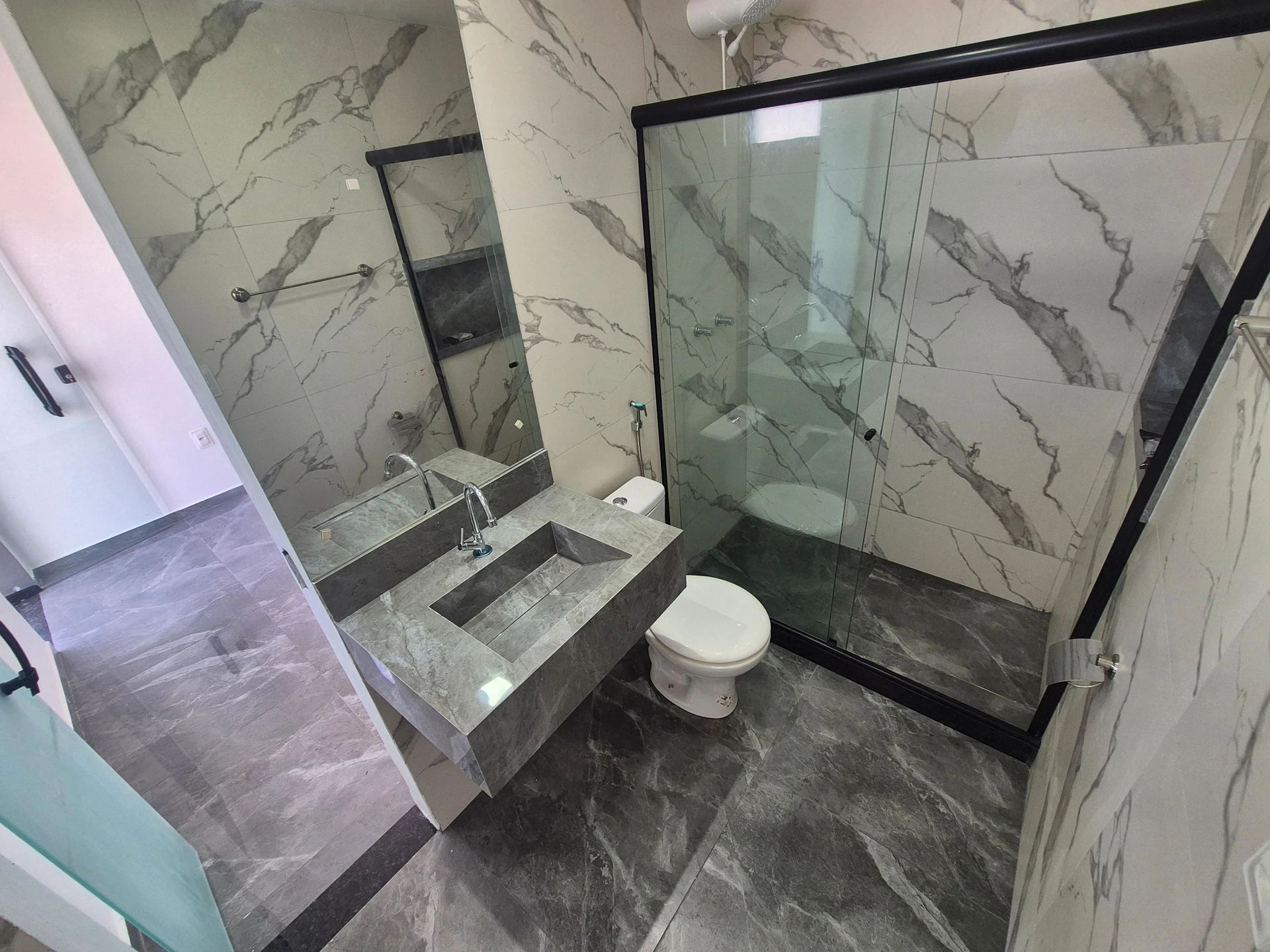 5-bedroom house with a washing machine in Rio de Janeiro — photo 34
