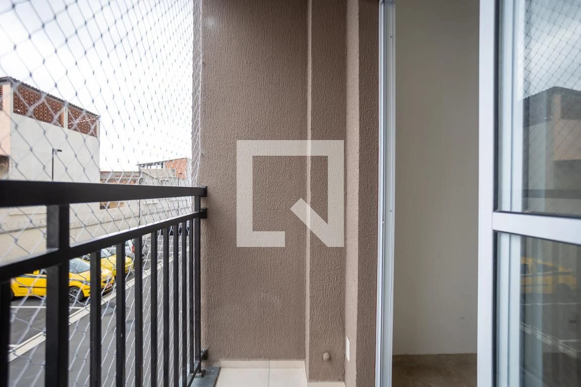 2-bedroom apartment in a building with a gym — photo 21