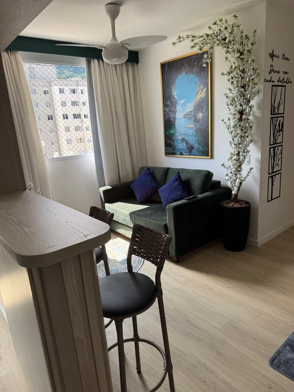 Furnished 2-bedroom apartment with 2 bathrooms — photo 15