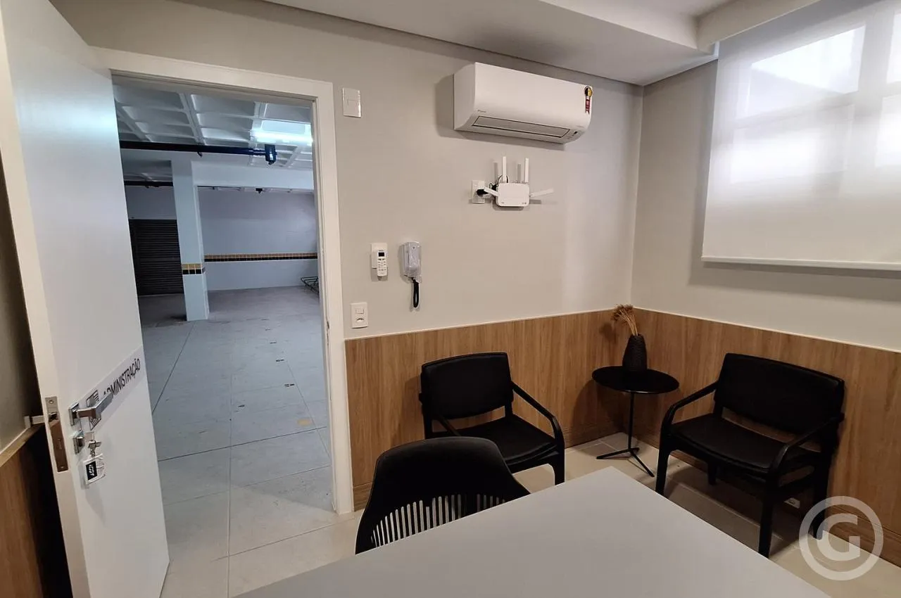 Home office in a 2-bedroom apartment, 60 m² — photo 10