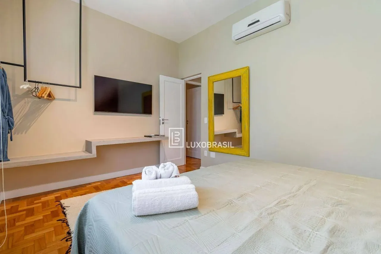 Furnished apartment with 2 bedrooms and 2 bathrooms and a terrace — photo 10