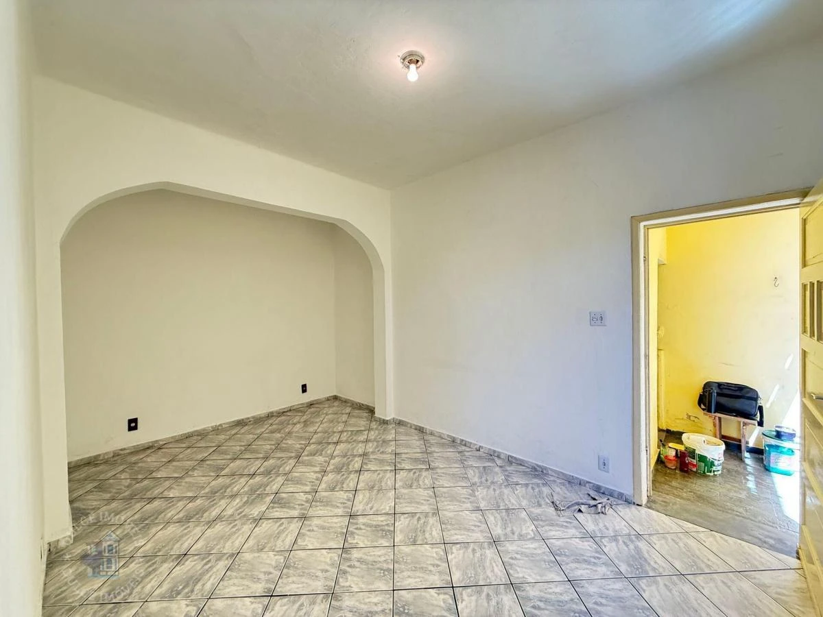 Unfurnished 1-bedroom house with an electric shower — photo 14