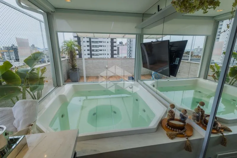 Furnished duplex penthouse with 3 bedrooms and balcony — photo 89