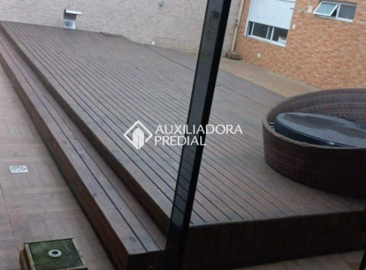 House with 5 bedrooms and 4 en-suites on 480 m² — photo 7